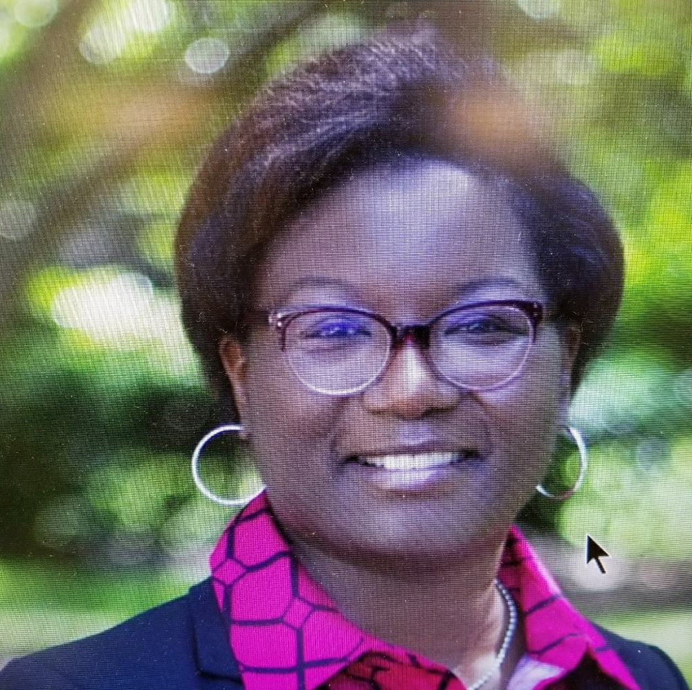 Meet your Posher, Leslie